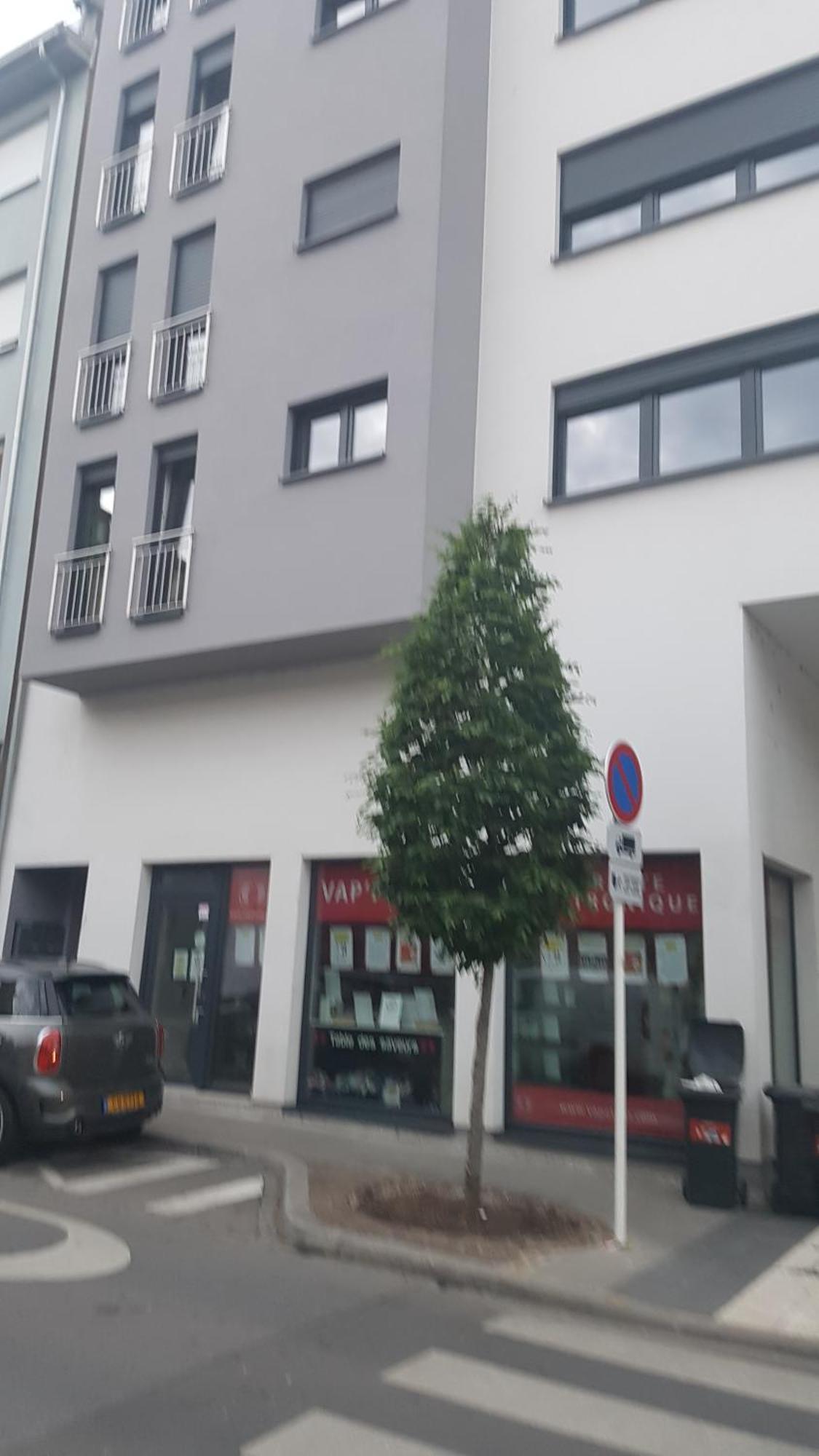 Elegant Room - Steps From Luxembourg Train Station Exterior photo